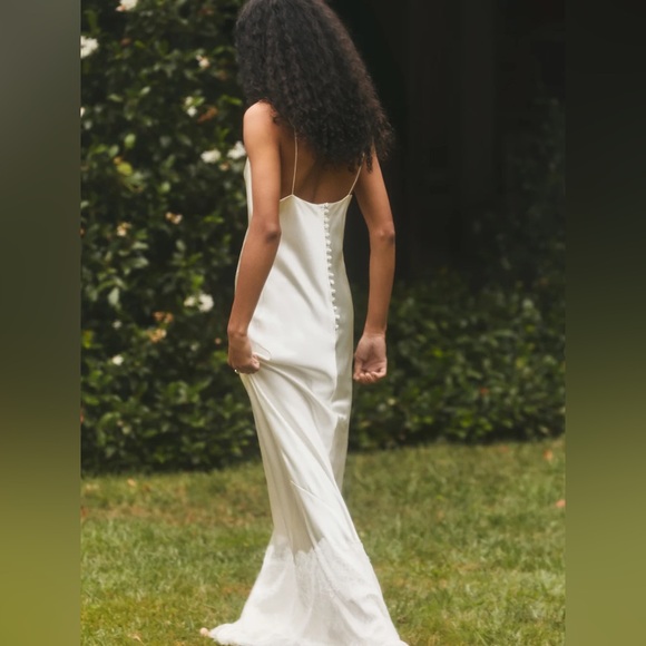 Reformation Tullamore Silk Dress Size XS altered - Picture 3 of 11